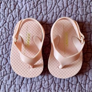 Old Navy Light Pink Baby Sandals Foam Velcro 3-6M